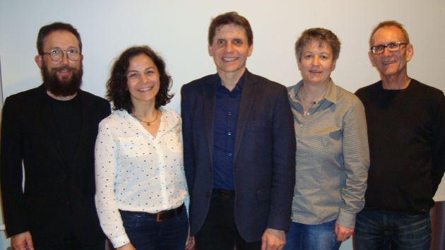 Der Vorstand des Mieterinnen- und Mieterverbandes Kanton Schwyz (v.l.n.r.): Harald Stockmaier (Brunnen), Silke Mai (Einsiedeln), Andreas Marty (Präsident, Einsiedeln), Bernadette Schuler (Schwyz), Walter Fritsche (Siebnen)