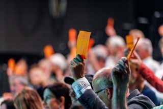 Ruhige GV bei stürmischem Wetter